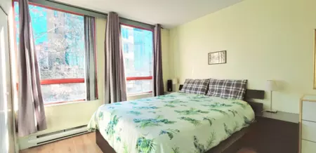 Primary Bedroom Photo of 208 811 Helmcken Street, Vancouver, BC