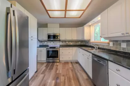 Breakfast Nook Photo of 35073 Ewert Avenue, Mission, BC
