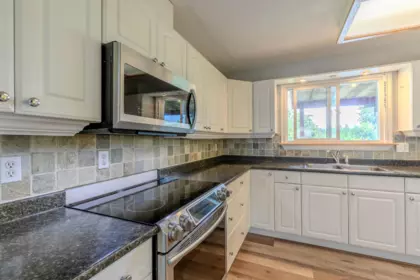 Primary Bedroom Photo of 35073 Ewert Avenue, Mission, BC