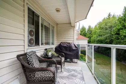 Hallway Photo of 212 12733 72 Avenue, Surrey, BC