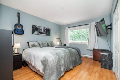 Kitchen Photo of 212 12733 72 Avenue, Surrey, BC