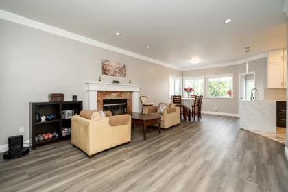 Breakfast Nook Photo of 2775 Nadina Drive, Coquitlam, BC