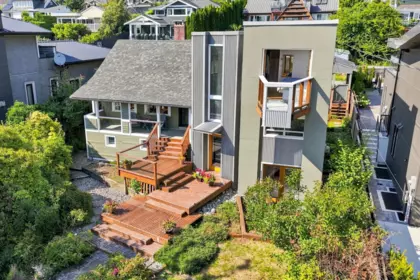 2433 Mathers Avenue, West Vancouver, BC, West Vancouver — Single Family Residence for sale