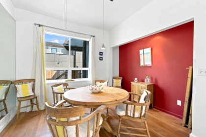 Kitchen Photo of 2433 Mathers Avenue, West Vancouver, BC