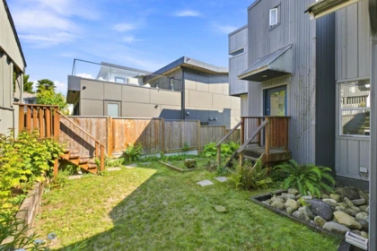 Outdoor Kitchen Photo of 2433 Mathers Avenue, West Vancouver, BC