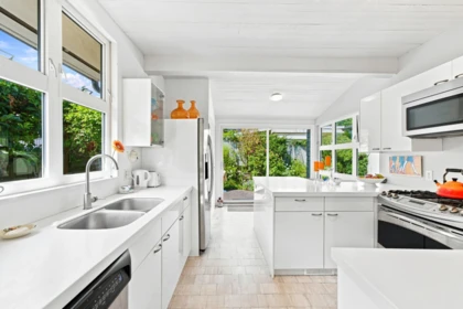 Pantry Photo of 2433 Mathers Avenue, West Vancouver, BC