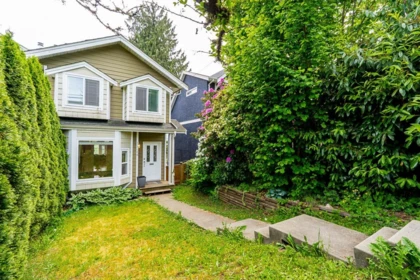 1124 Rochester Avenue, Coquitlam, BC, Coquitlam — Half Duplex for sale