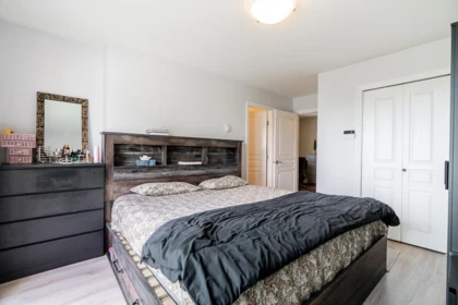 Primary Bedroom Photo of 1124 Rochester Avenue, Coquitlam, BC