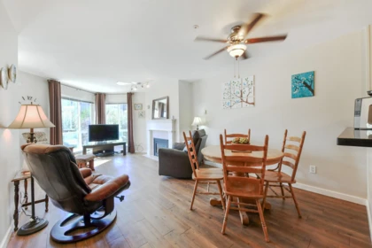 Kitchen Island Photo of 303 3174 Gladwin Road, Abbotsford, BC