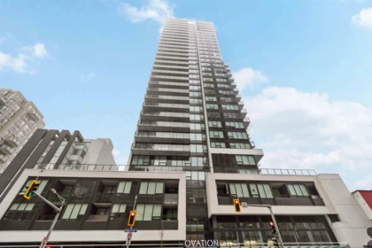 2402 823 Carnarvon Street, New Westminster, BC, New Westminster — Apartment/Condo for sale