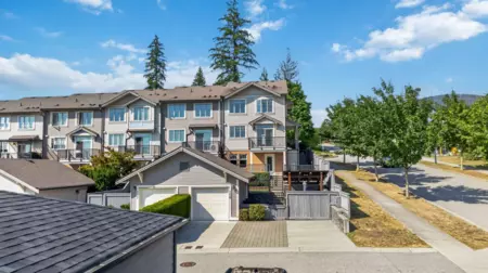 Playground / Recreational Area Near 108 3416 Roxton Avenue, Coquitlam, BC