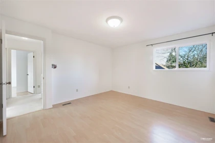 Kitchen Photo of 9400 Mcburney Drive, Richmond, BC