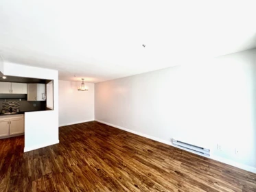 307 11671 Fraser Street, Maple Ridge, BC, Maple Ridge — Apartment/Condo for sale