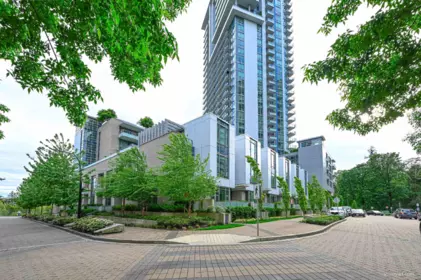 606 1500 Fern Street, North Vancouver, BC, North Vancouver — Apartment/Condo for sale