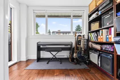 Loft / Bonus Room Photo of 102 1424 Martin Street, White Rock, BC