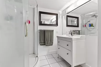 Office / Den Photo of 102 1424 Martin Street, White Rock, BC
