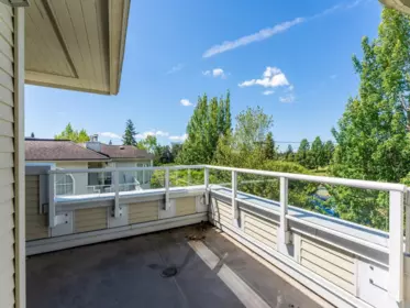 Mudroom Photo of 401 7620 Columbia Street, Vancouver, BC