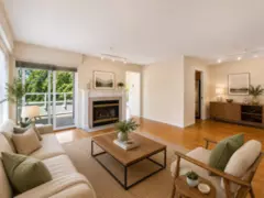 401 7620 Columbia Street, Vancouver, BC