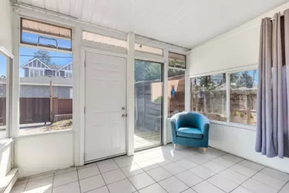 Swimming Pool Photo of 2718 W 19th Avenue, Vancouver, BC