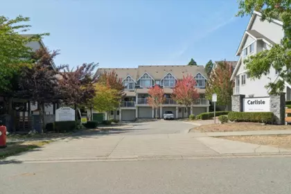 Front Yard Photo of 9 6555 192a Street, Surrey, BC