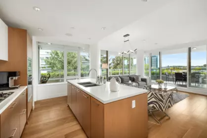 Kitchen Island Photo of 303 866 Arthur Erickson Place, West Vancouver, BC