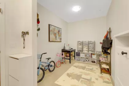 Powder Room Photo of 229 15380 102a Avenue, Surrey, BC