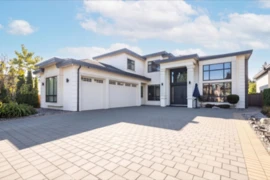 7571 Bridge Street, Richmond, BC