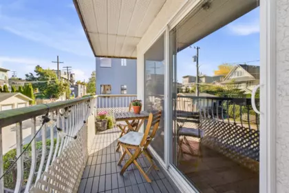 Office / Den Photo of 304 1611 E 3rd Avenue, Vancouver, BC