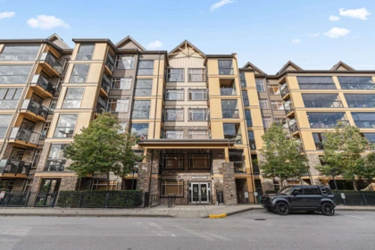 405 8157 207 Street, Langley, BC, Langley — Apartment/Condo for sale