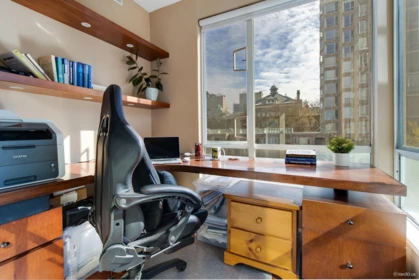 Breakfast Nook Photo of 401 2628 Ash Street, Vancouver, BC