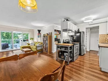 Primary Bedroom Photo of 205 825 E 7th Avenue, Vancouver, BC