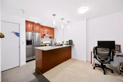 Powder Room Photo of 2508 7088 Salisbury Avenue, Burnaby, BC