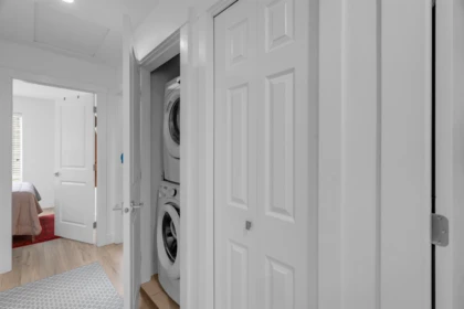 Entry Foyer Photo of 42 16433 19 Avenue, Surrey, BC