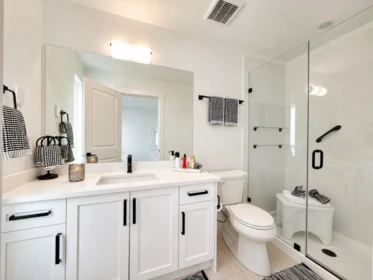 Guest Bathroom Photo of 42 16433 19 Avenue, Surrey, BC