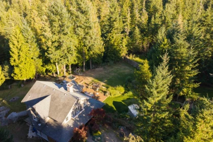 Community Amenities Photo (Clubhouse) of 351 Salal Road, Bowen Island, BC