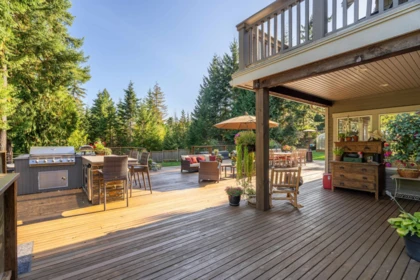 Entry Foyer Photo of 351 Salal Road, Bowen Island, BC