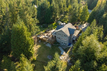 Garden / Landscaping Photo of 351 Salal Road, Bowen Island, BC