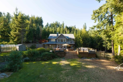 Hot Tub / Spa Photo of 351 Salal Road, Bowen Island, BC