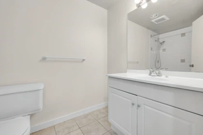 Bedroom 4 Photo of 212 6420 Buswell Street, Richmond, BC