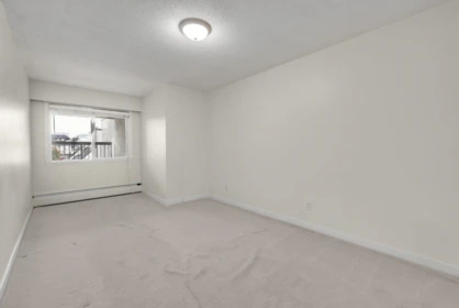 Primary Bathroom Photo of 212 6420 Buswell Street, Richmond, BC