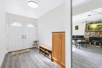 Hallway Photo of 10680 Hollymount Drive, Richmond, BC