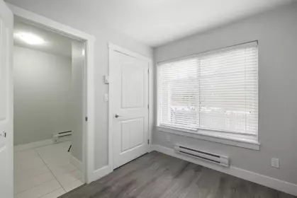 Hallway Photo of 27 14660 105a Avenue, Surrey, BC