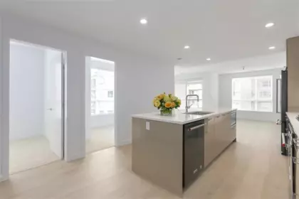 311 3581 Ross Drive, Vancouver, BC, Vancouver — Apartment/Condo for sale