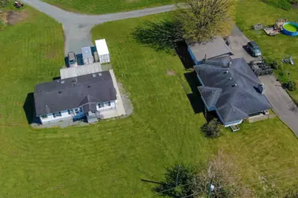 21533 Crush Crescent, Langley, BC, Langley — Single Family Residence for sale