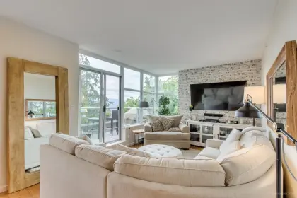 705 9232 University Crescent, Burnaby, BC, Burnaby — Apartment/Condo for sale