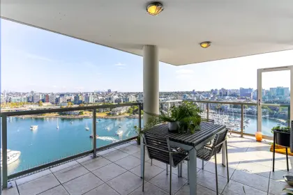 2003 1328 Marinaside Crescent, Vancouver, BC, Vancouver — Apartment/Condo for sale