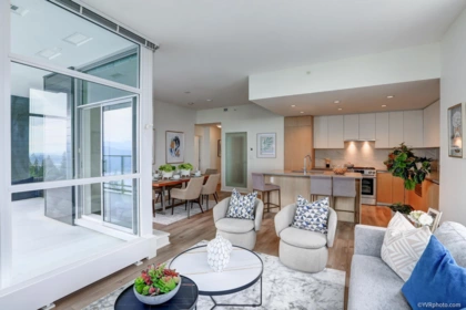 1302 8940 University Crescent, Burnaby, BC, Burnaby — Apartment/Condo for sale