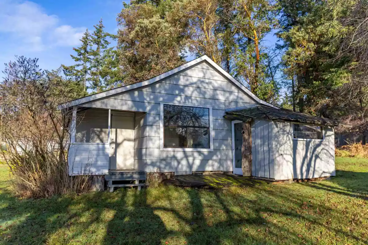 Community Amenities Photo (Clubhouse) of 73 Madrona Road, Galiano Island, BC