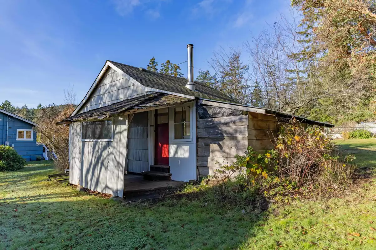 Fitness Center Photo Near 73 Madrona Road, Galiano Island, BC