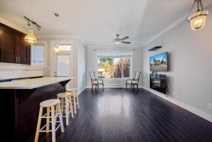 Kitchen Island Photo of 10 1731 Prairie Avenue, Port Coquitlam, BC